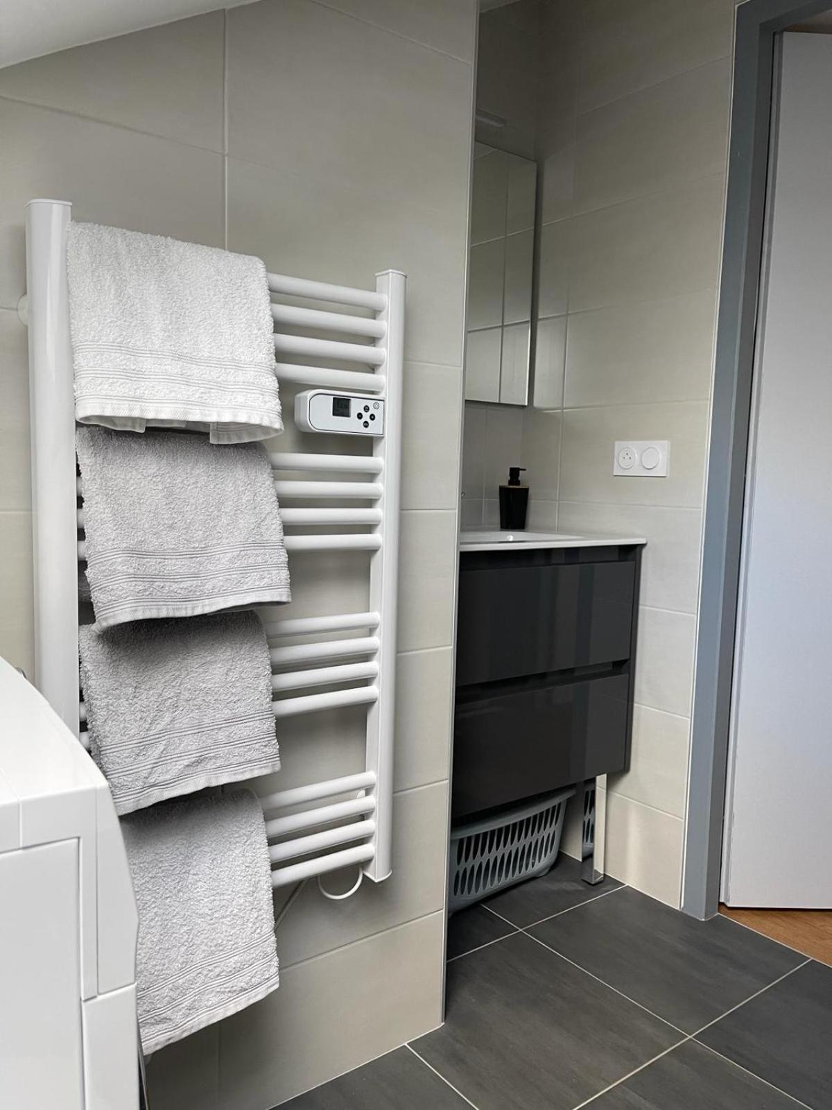 Maison De 2 Proche A11 Ancenis, Logis Du Chateau Rouge Hébergement de vacances *